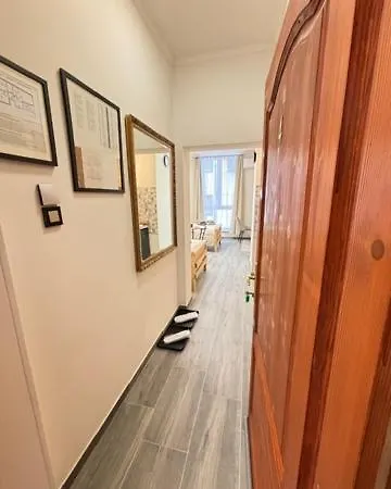 Bed & Breakfast Sobe Teatar 3 Subotica