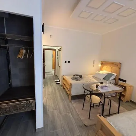 Sobe Teatar 3 * Subotica