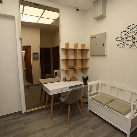Bed & Breakfast Sobe Teatar 3 Subotica