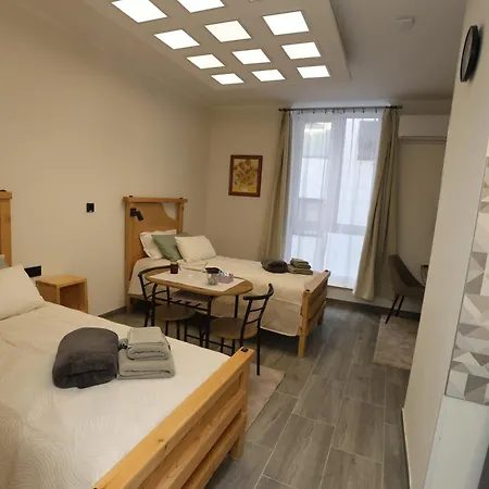 Bed & Breakfast Sobe Teatar 3 *