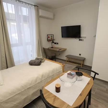Sobe Teatar 3 Bed & Breakfast