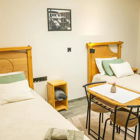 Couette-café Teatar 3 3*