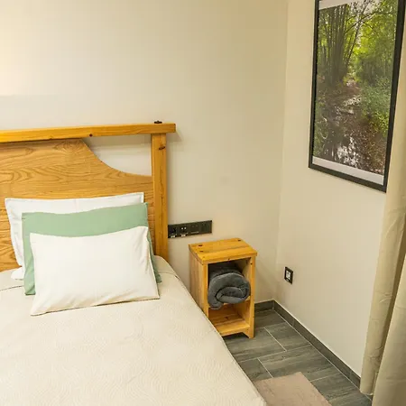 Couette-café Teatar 3 3*